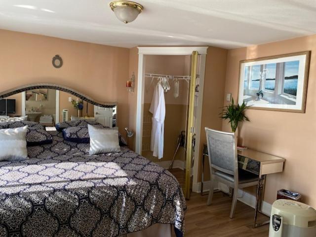 Ocean Breeze Executive Bed And Breakfast 노스밴쿠버 외부 사진