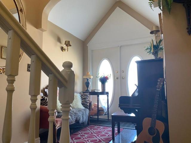 Ocean Breeze Executive Bed And Breakfast 노스밴쿠버 외부 사진